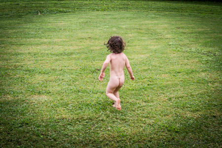 Naked kid in Hawaii